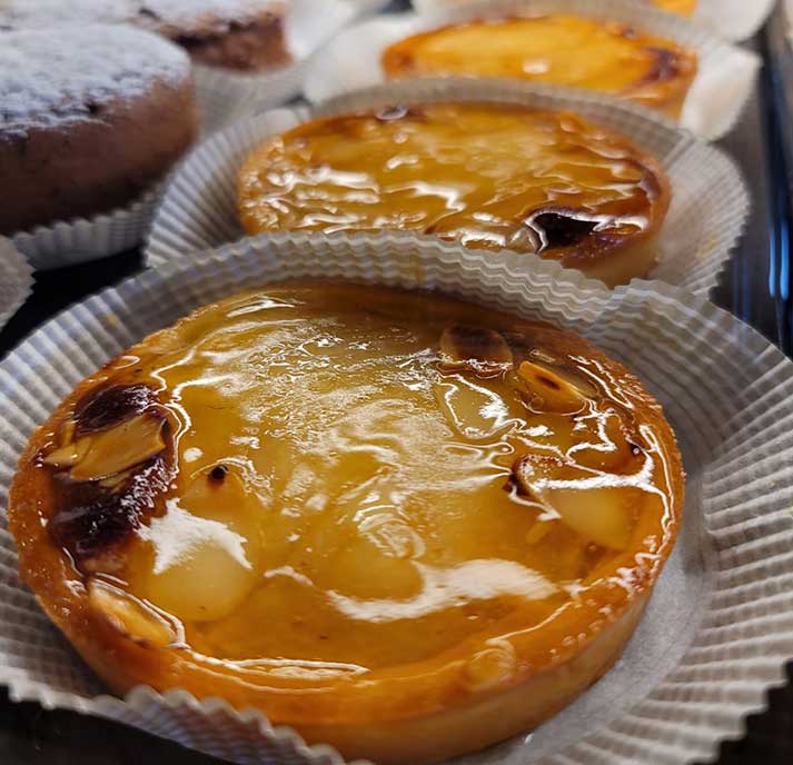 Peach and Pistachio Tart (Individual)