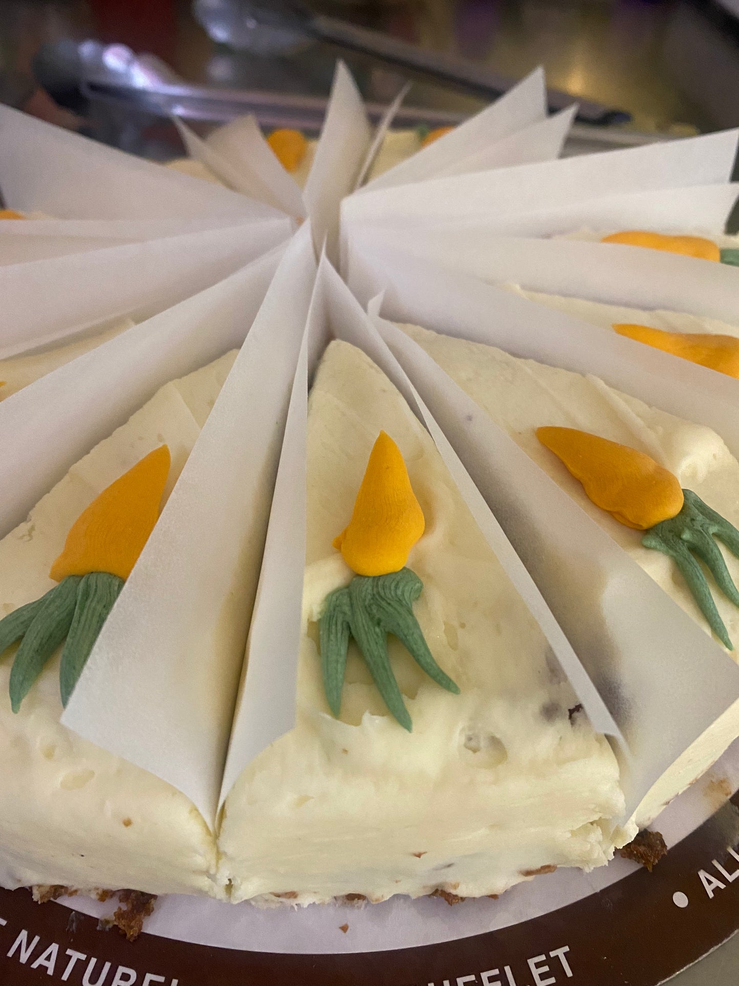 Dufflet carrot buffet (slice)