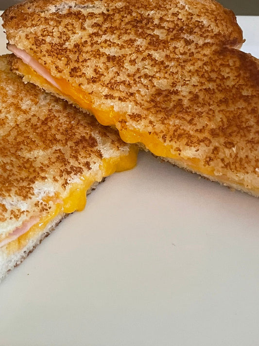 Grilled cheese with bacon or ham
