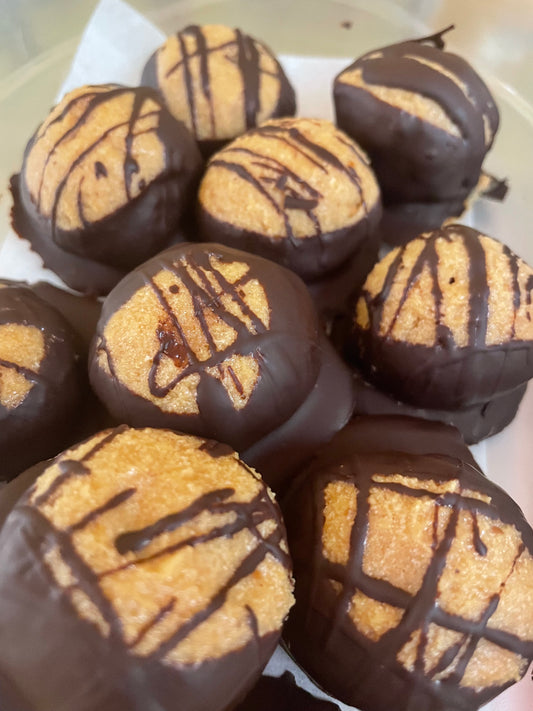 Peanut butter Keto bombs