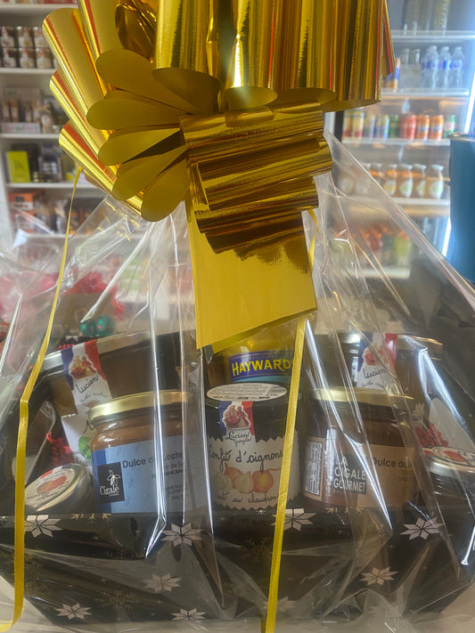 Delicious spreads gift basket